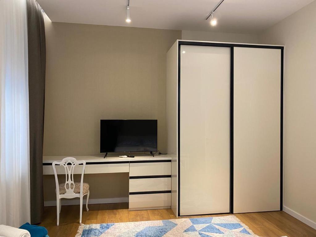 Academy Of Art Apartment ซาราเยโว ภายนอก รูปภาพ